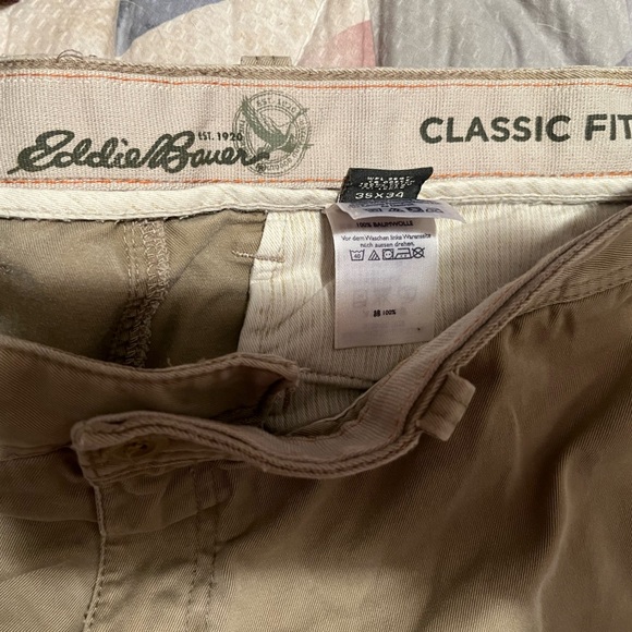 Eddie Bauer Men's Classic Fit Khaki Chinos 35x34 - Picture 13 of 13